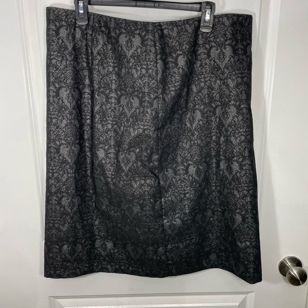 Worthington Black Lace Pencil Skirt Size 16 CB-109